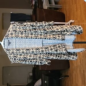 About A Girl Aztec Print Waterfall Style Open Front Cardigan Size Large